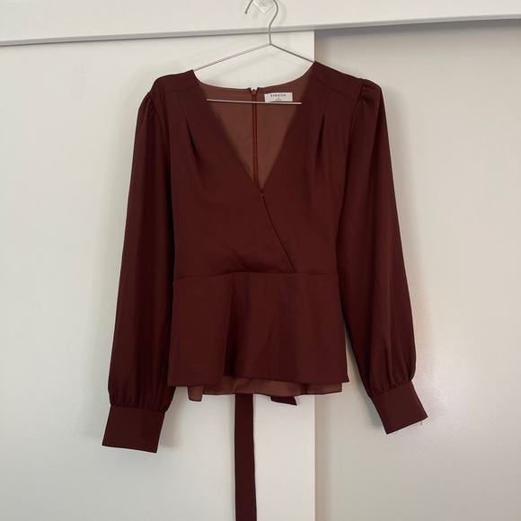 Aritzia Babaton Bello Work Long Sleeve Blouse Top Shirt Size Small - Picture 4 of 9